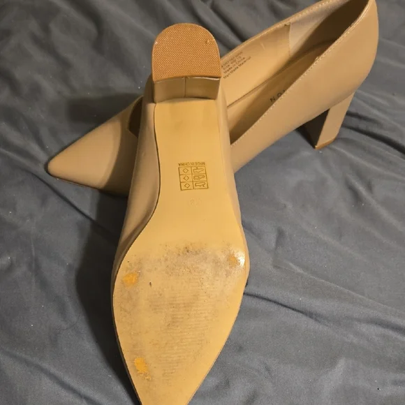 Journee Collection Women's Beige Block Heels - Picture 10 of 13